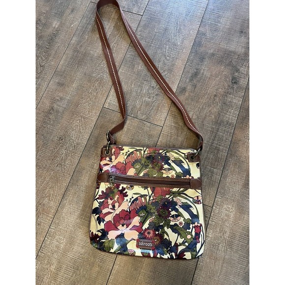 Sakroots Crimson Flower Power Medium Crossbody Bag - Picture 7 of 7